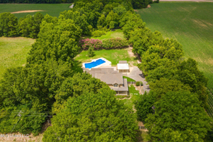 1340 Boswell Rd